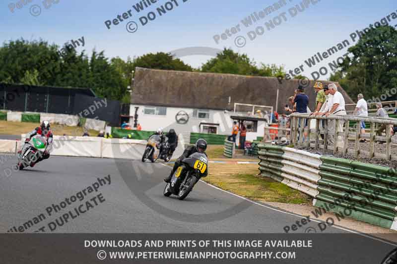 Vintage motorcycle club;eventdigitalimages;mallory park;mallory park trackday photographs;no limits trackdays;peter wileman photography;trackday digital images;trackday photos;vmcc festival 1000 bikes photographs